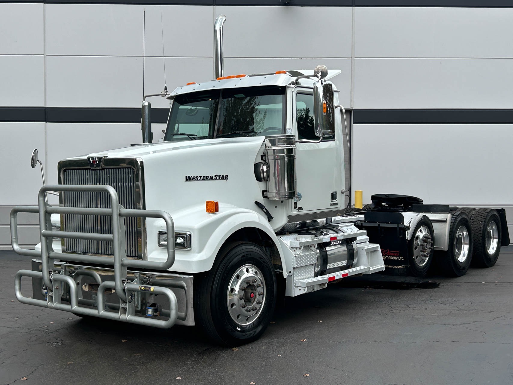 Used 2019 Western Star 4900FA 8x4 Tri/a Day Cab For Sale (Sold
