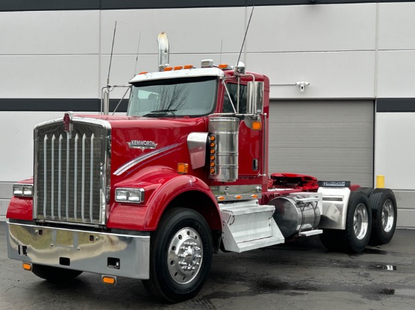 Used 2009 Kenworth W900 for sale $42,800 at Midwest Truck Group in West Chicago IL