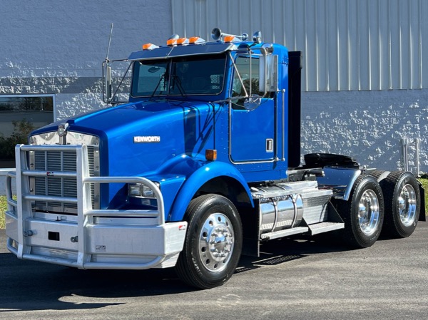 Used 1999 Kenworth T800 C15 Day Cab for sale $49,800 at Midwest Truck Group in West Chicago IL