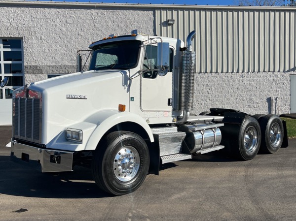 Used 2004 Kenworth T800 Truck for sale $62,800 at Midwest Truck Group in West Chicago IL