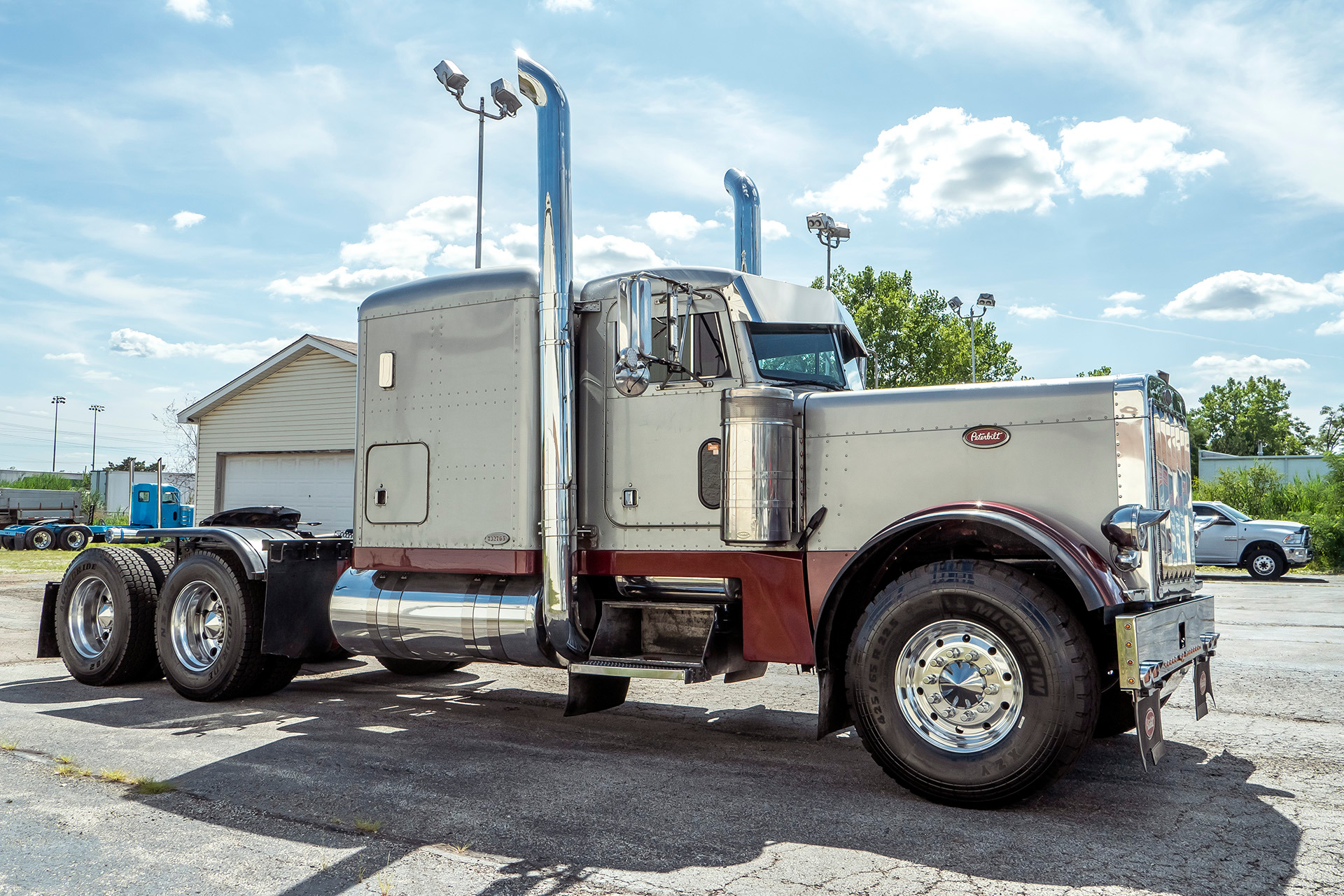 Peterbilt 379 Sleeper