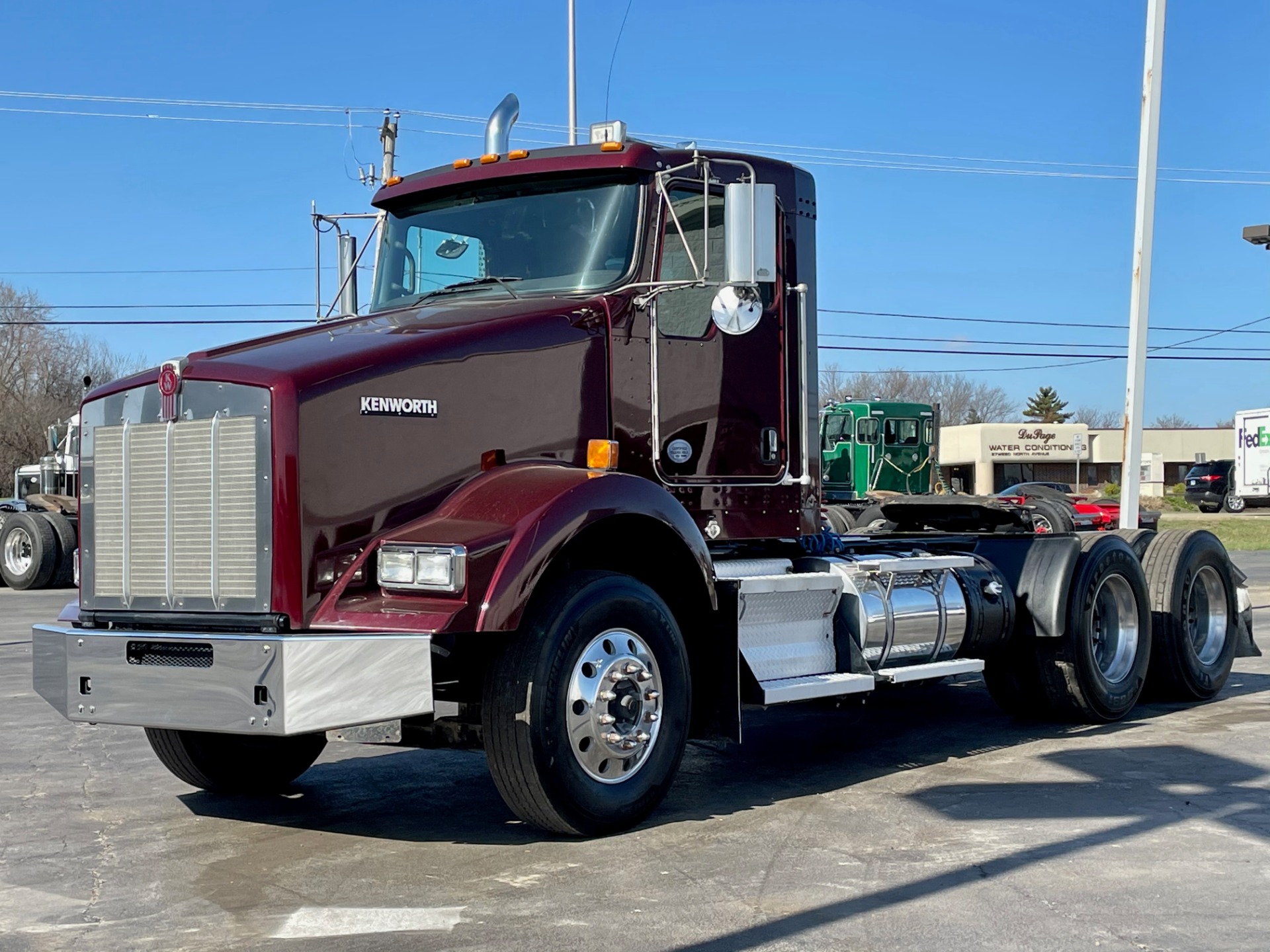 Used 2015 Kenworth T800 Day Cab Paccar MX13 455HP 10 Speed Manual