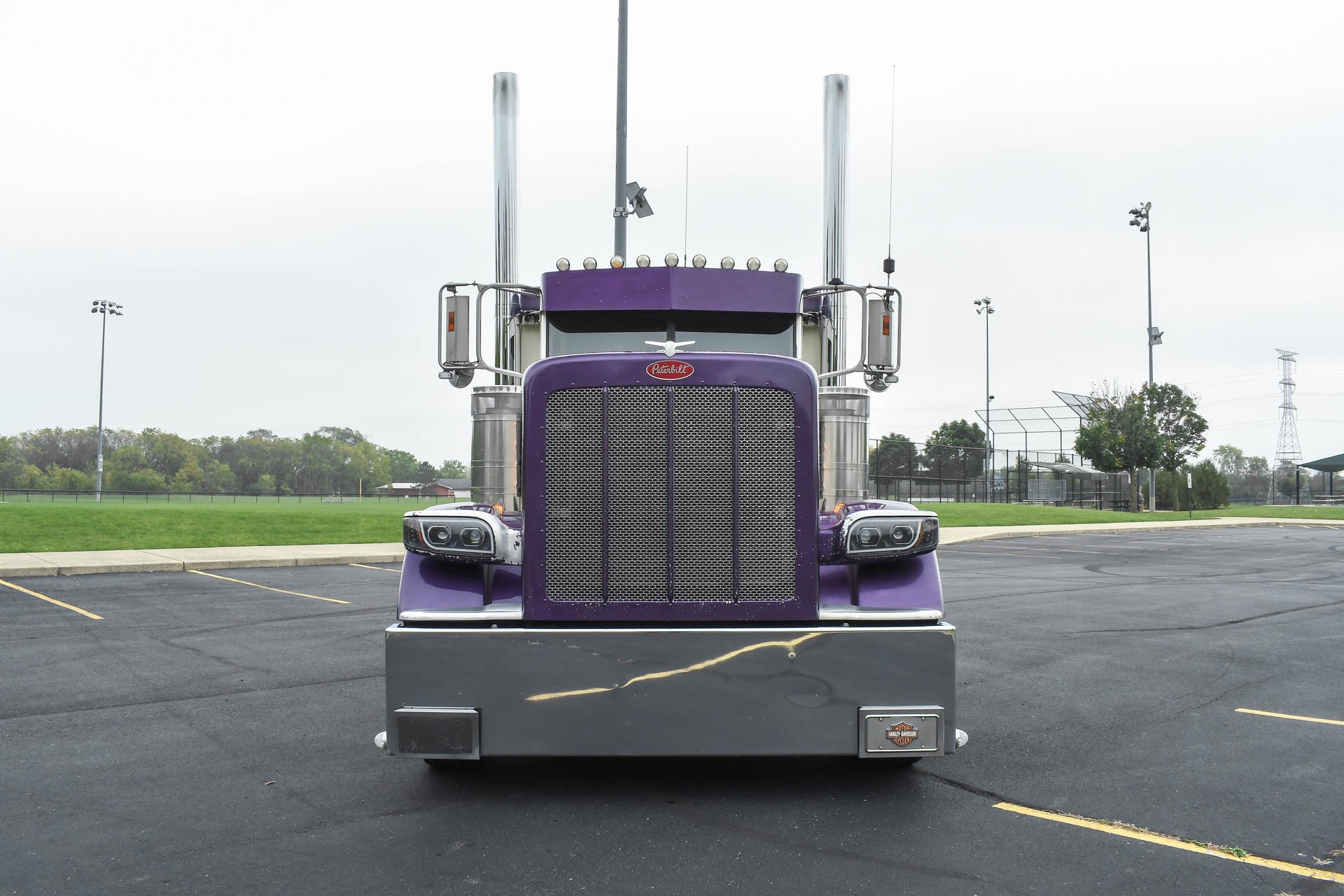 Used 2008 Peterbilt 389 Sleeper - ISX15 - 600 HP - 18 Speed