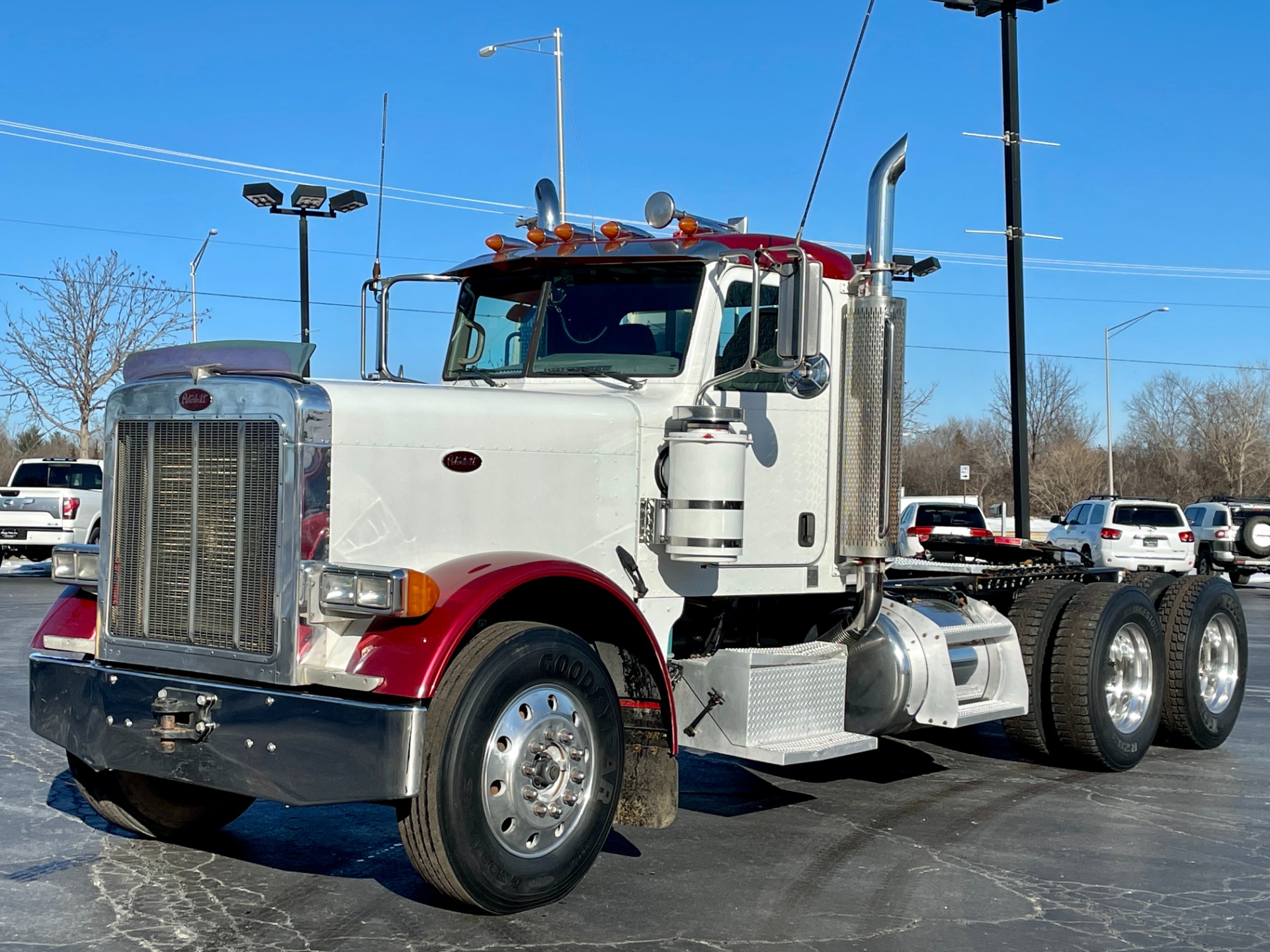 Used 2007 Peterbilt 379 Day Cab CAT C15 ACERT 10 Speed Manual For Sale (Sold) Midwest