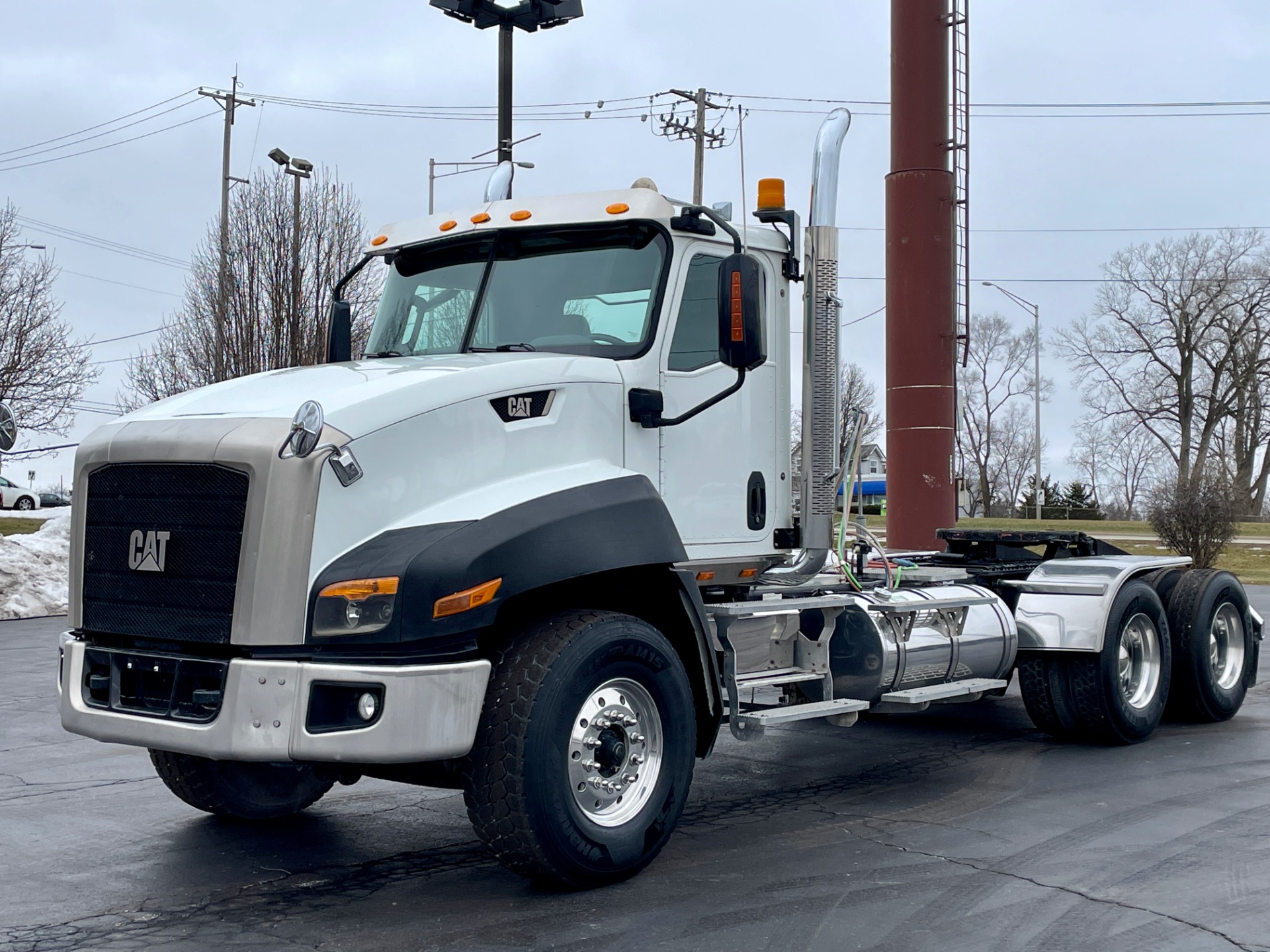 Used 2013 Caterpillar CT660 Day Cab CAT CT15 500 Horsepower 18