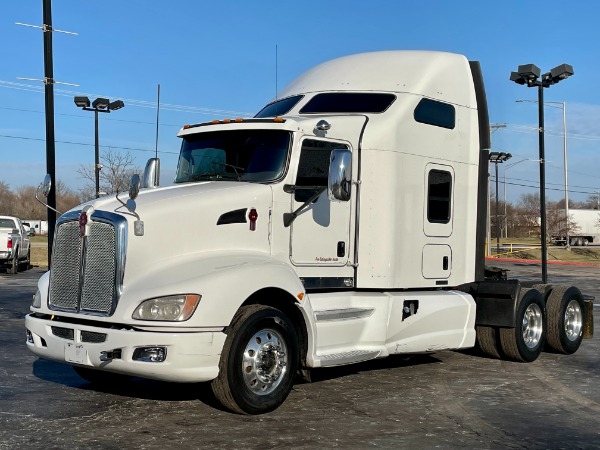 Used 2013 Kenworth T660 AeroCab Sleeper - Cummins ISX - 500 Horsepower - 13 Speed Manual for sale Call for price at Midwest Truck Group in West Chicago IL