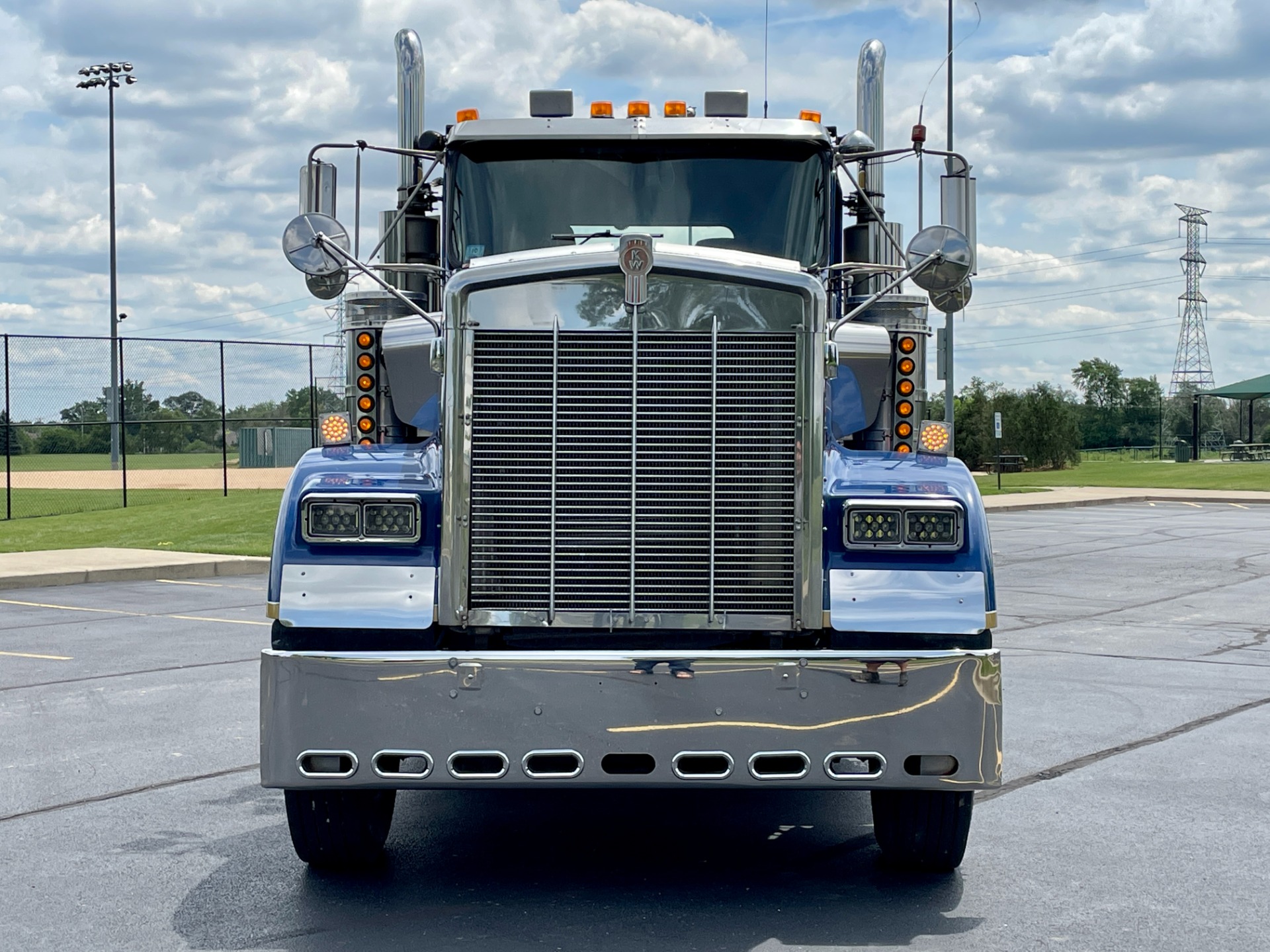 Used 2000 Kenworth W900 Day Cab *CAT C15-6NZ* 490 Horsepower - 18